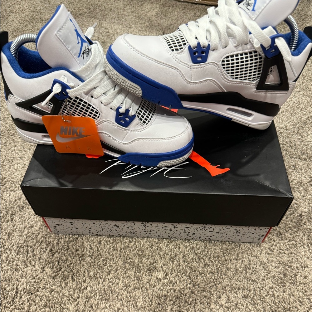 Jordan 4 (MotorSport)